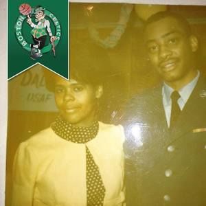 Meet your Posher, Dee